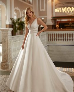 Modelo Videly aire barcelona-1 tiendas de vestidos de novia en Toledo el clavel